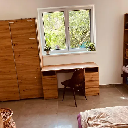 V Rodinnem Dome Severni Homestay Ceske Budejovice